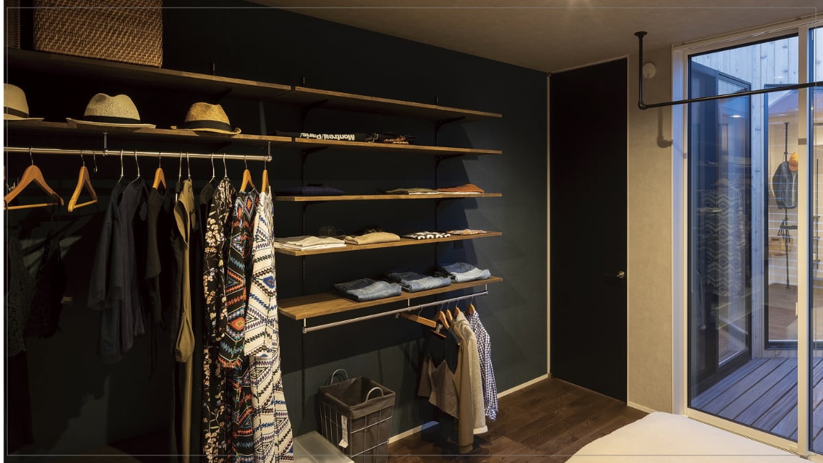 ヴィンテージとモダンが調和する平屋